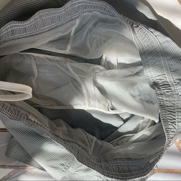 ONIA Men’s Swimsuit Board shorts - Picture 6 of 8